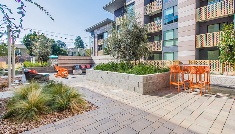 Apartment outside amenity areas