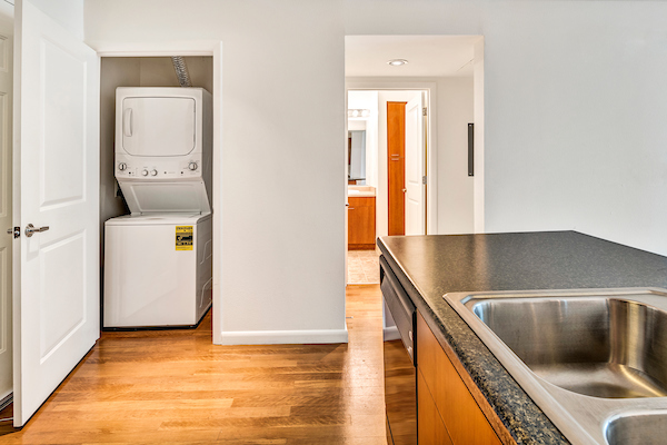 Avenue 64 Apartments Features Community Amenities Essex