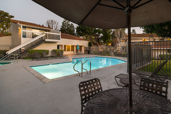 Camarillo Oaks Apartments Camarillo, CA Essex