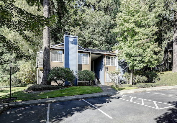Elevation Apartments For Rent In Redmond Wa Essex