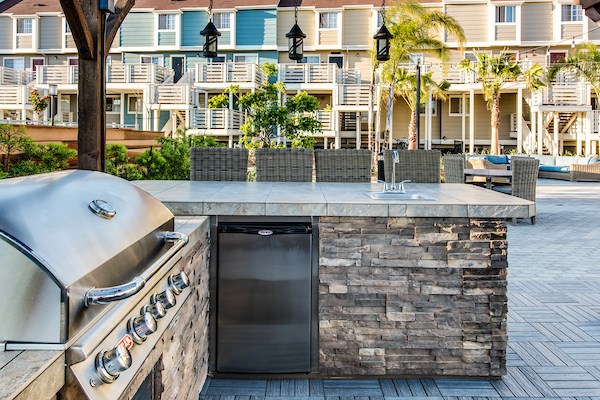 Amenities | Huntington Breakers | Huntington Beach, CA | Essex