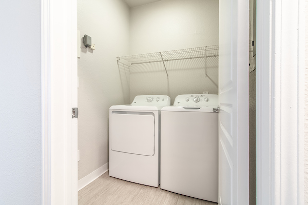 Waterford Place Features & Community Amenities | Essex