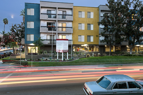 Windsor Court Apartments for Rent in Los Angeles CA
