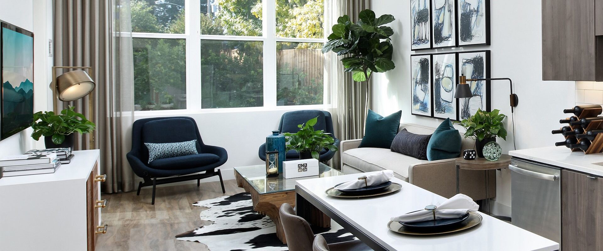 Arlo Kitchen Living Area 404